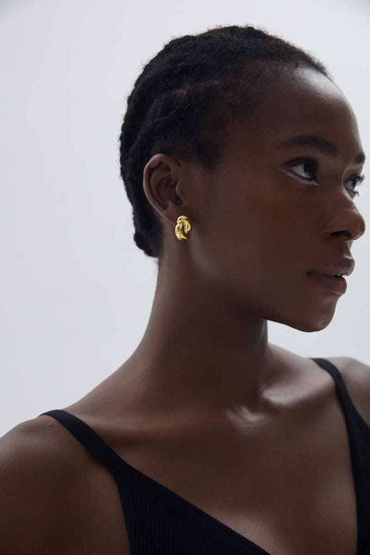 Melsery Black Style
 Intertwined Two Drop Water Stud Earrings